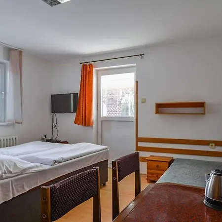 Relax Jasna Homestay *